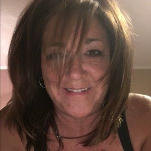 Meet your Posher, Brenda